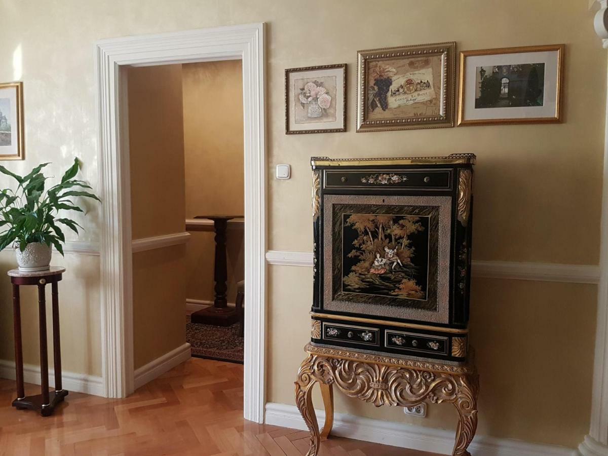 Goldstar Luxury Old Town Krakow Apartment Esterno foto